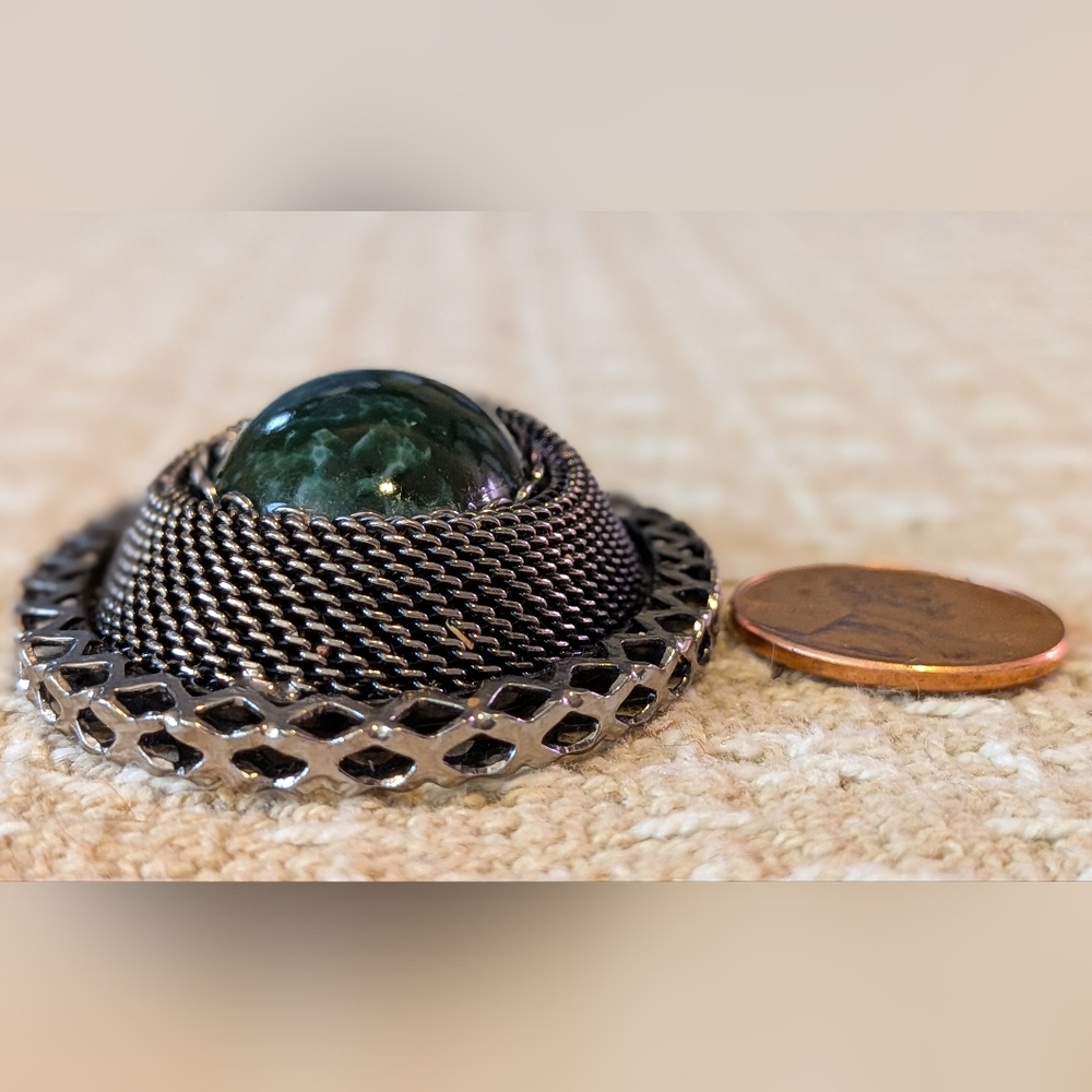 Vintage Green Malachite Gemstone Pendant - Picture 4 of 5